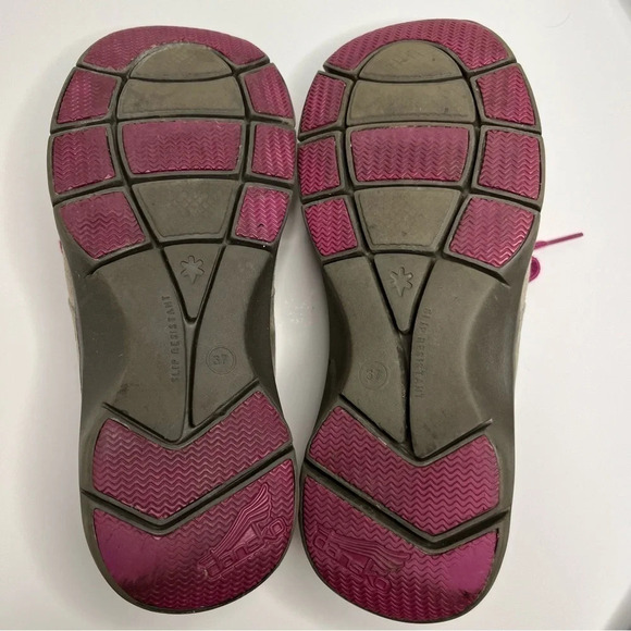 Dansko Women’s Taupe and Pink Elise Walking Shoe Size 6.5-7 US or 37 EU - Picture 8 of 8